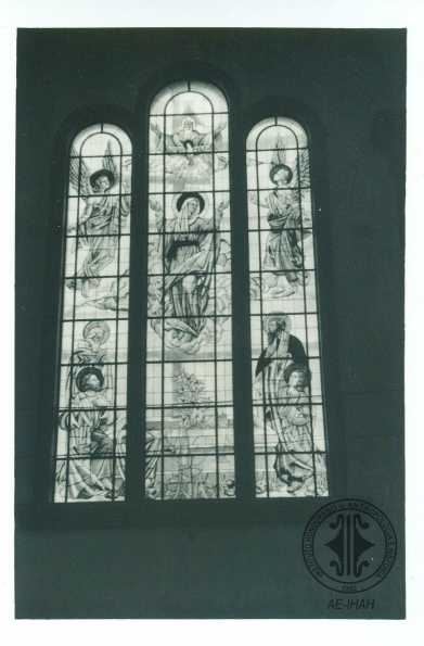 Retrato de imagen religiosa en vitral.